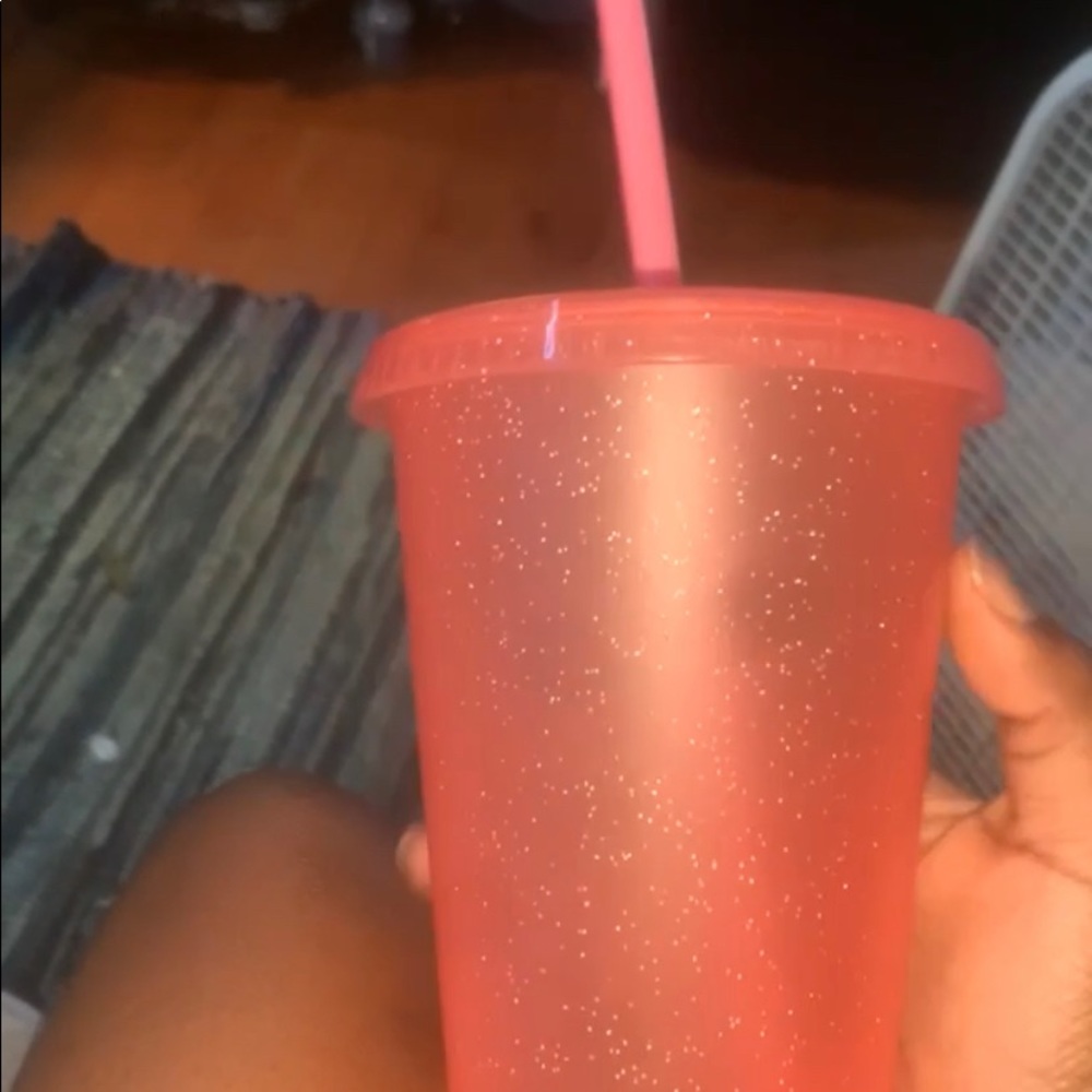 Glittery Plastic Cups